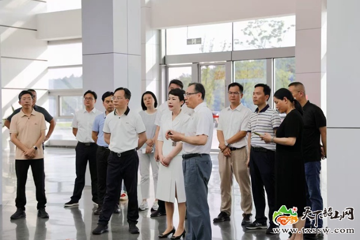 张希慧率队调研三一韶山工厂 推动“我的韶山行”红色研学提质扩面