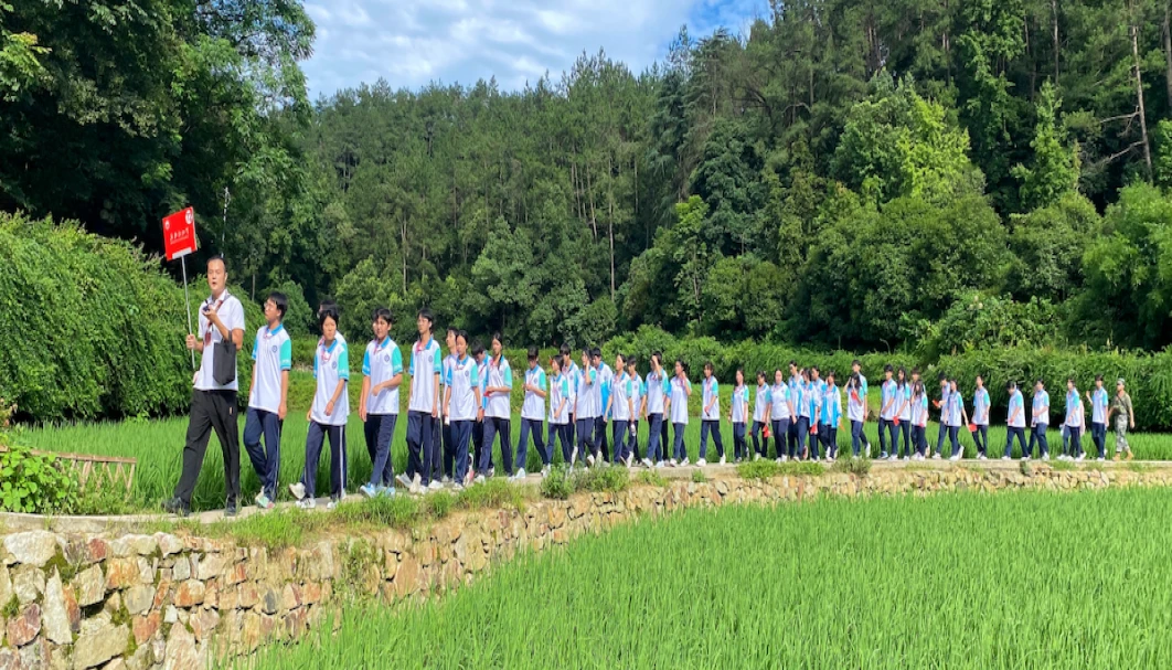新晃侗族自治县职业中等专业学校